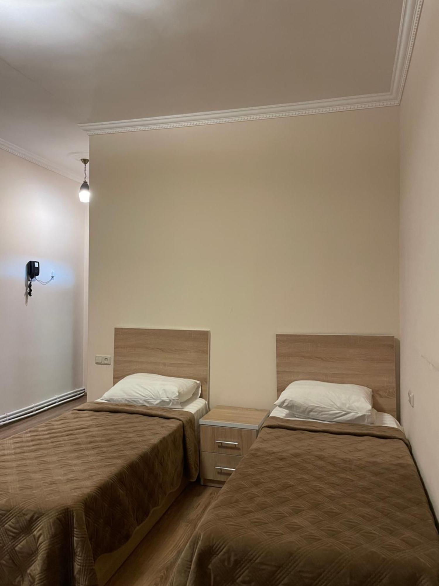 Decca Hotel Ереван Экстерьер фото